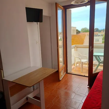 Studio Avec Petite Terrasse Proche Plage Et Commerces Valras-Plage Exterior foto