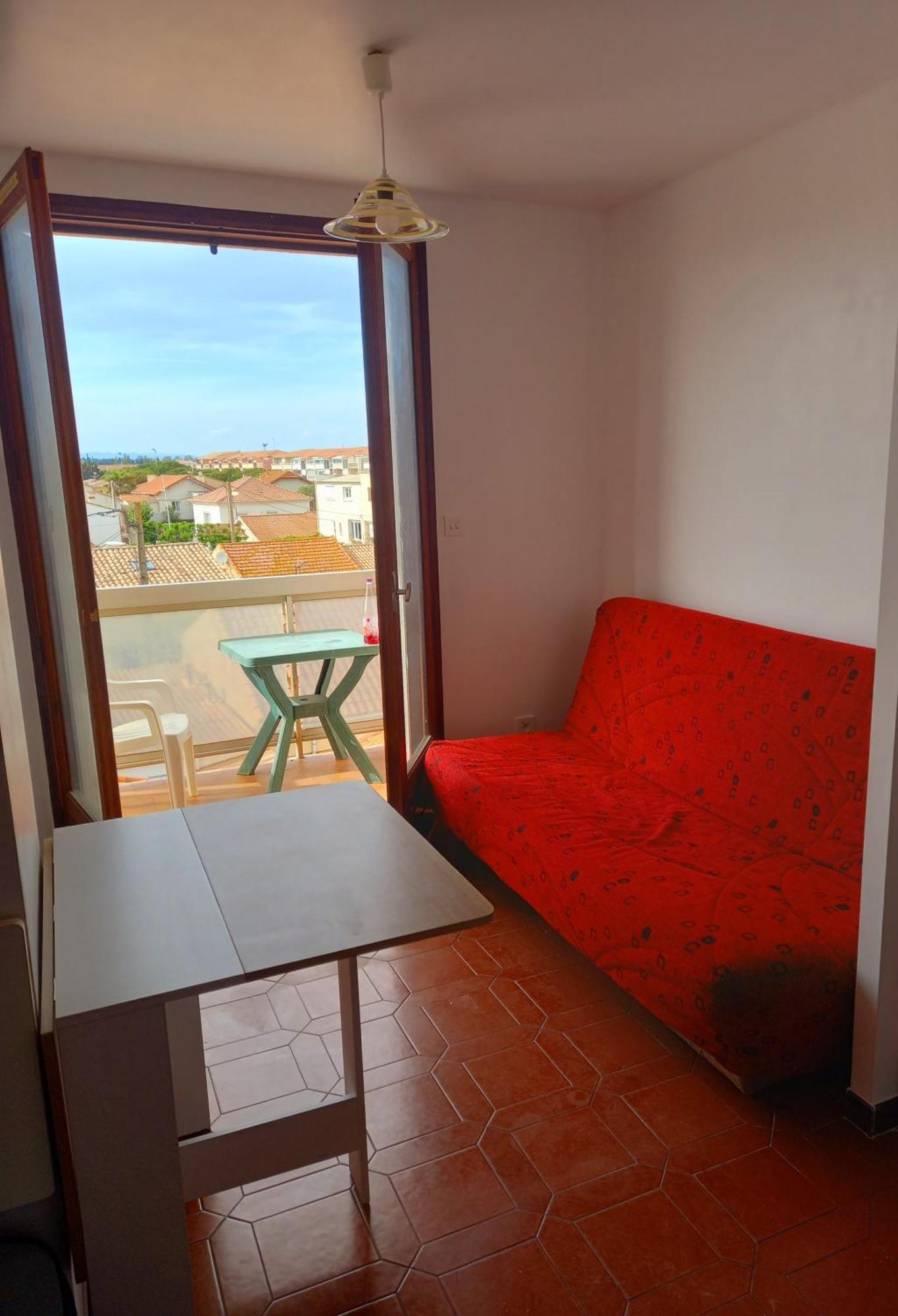 Avec Petite Terrasse Proche Et Commerces Apartment *